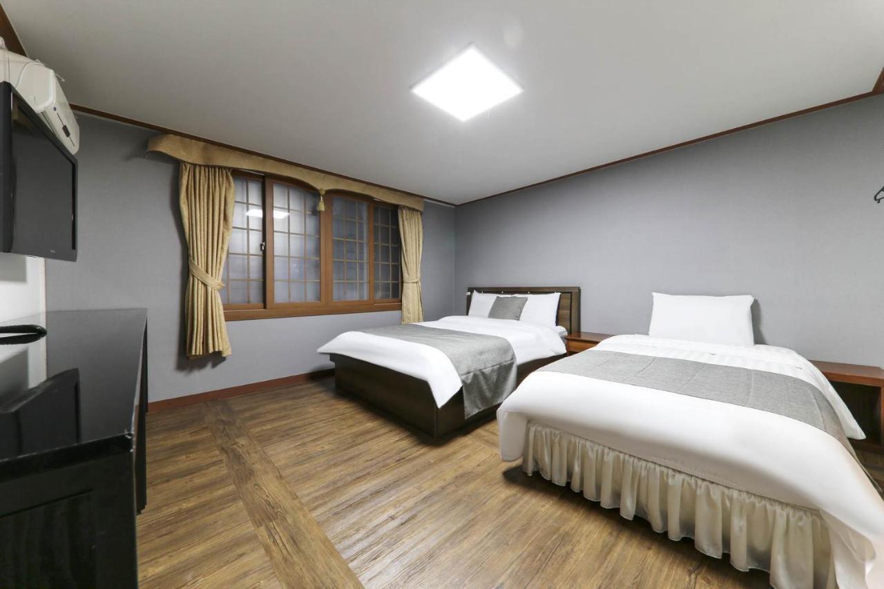 Major Hotel Чеджудо Экстерьер фото