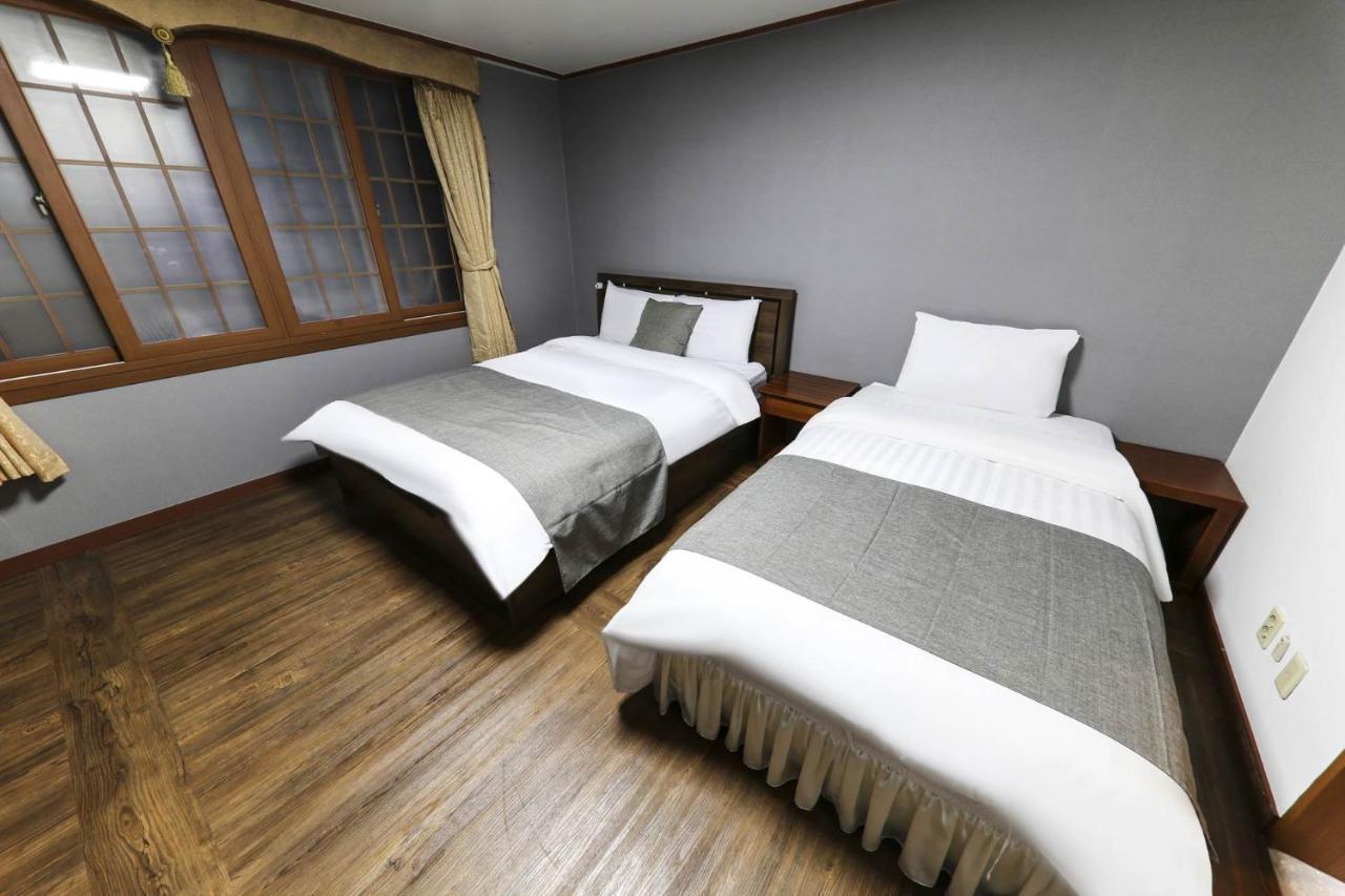 Major Hotel Чеджудо Экстерьер фото