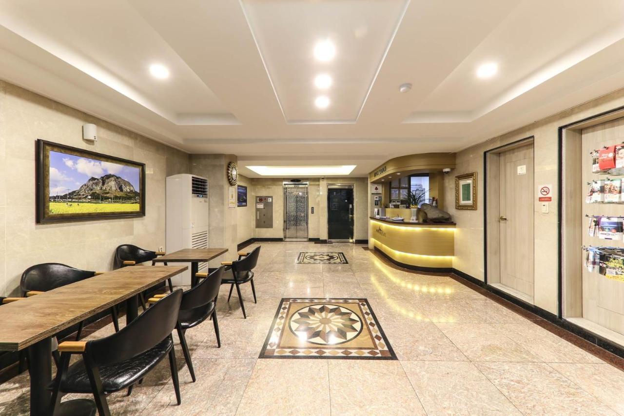 Major Hotel Чеджудо Экстерьер фото